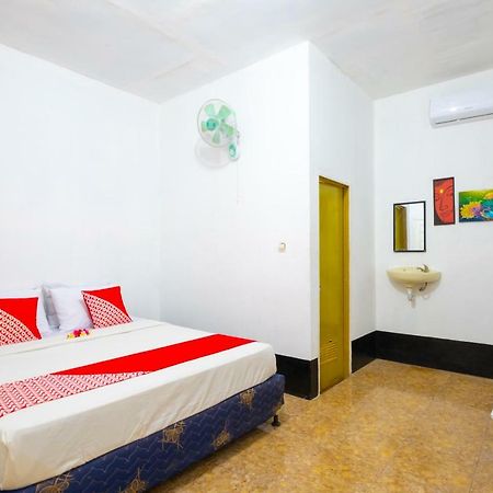 Oyo 1373 Chili Gili Hotel Quần đảo Gili Ngoại thất bức ảnh