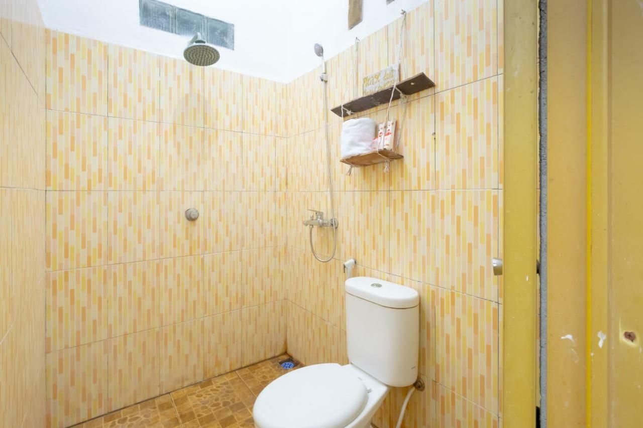 Oyo 1373 Chili Gili Hotel Quần đảo Gili Ngoại thất bức ảnh