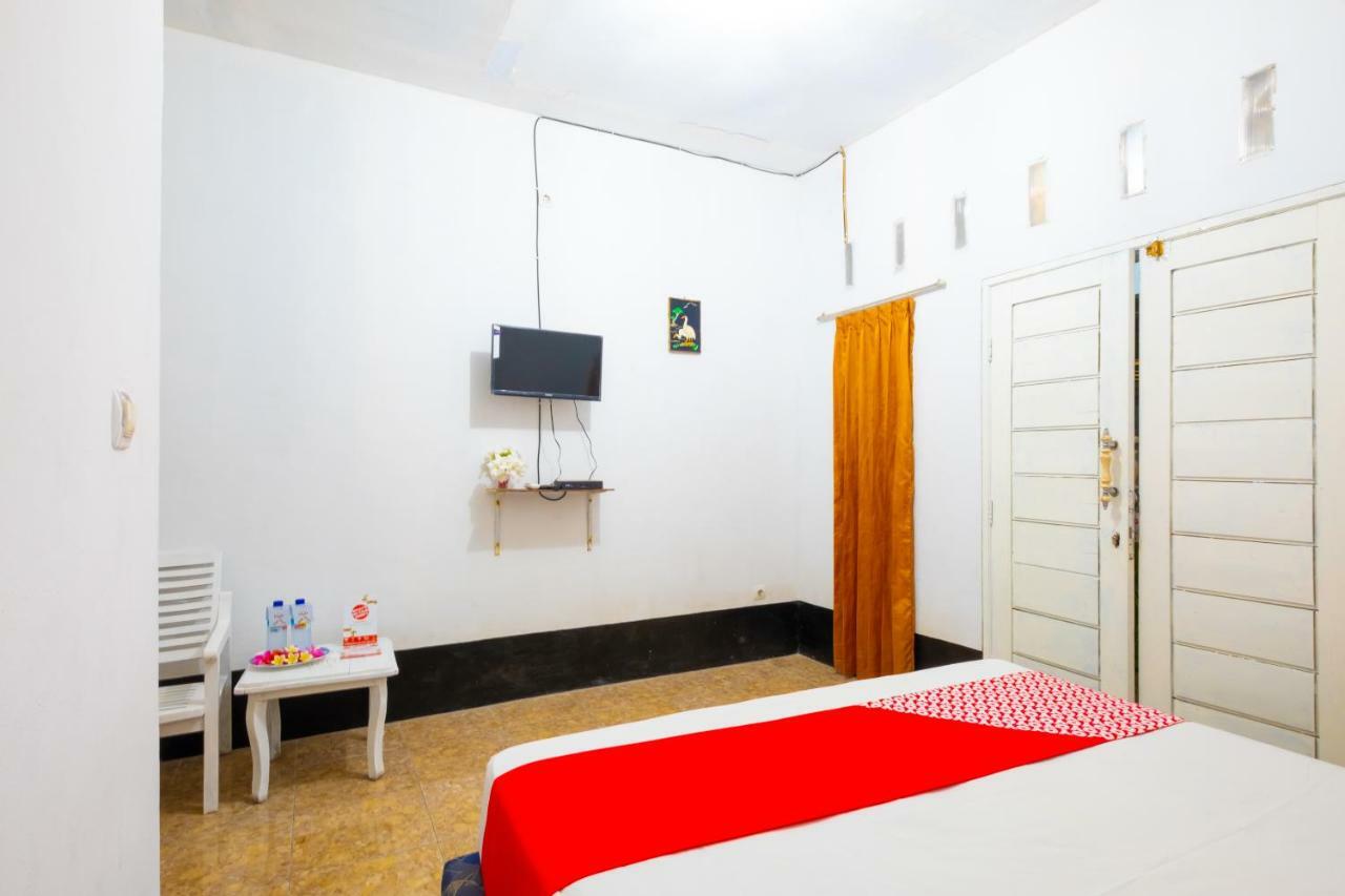 Oyo 1373 Chili Gili Hotel Quần đảo Gili Ngoại thất bức ảnh