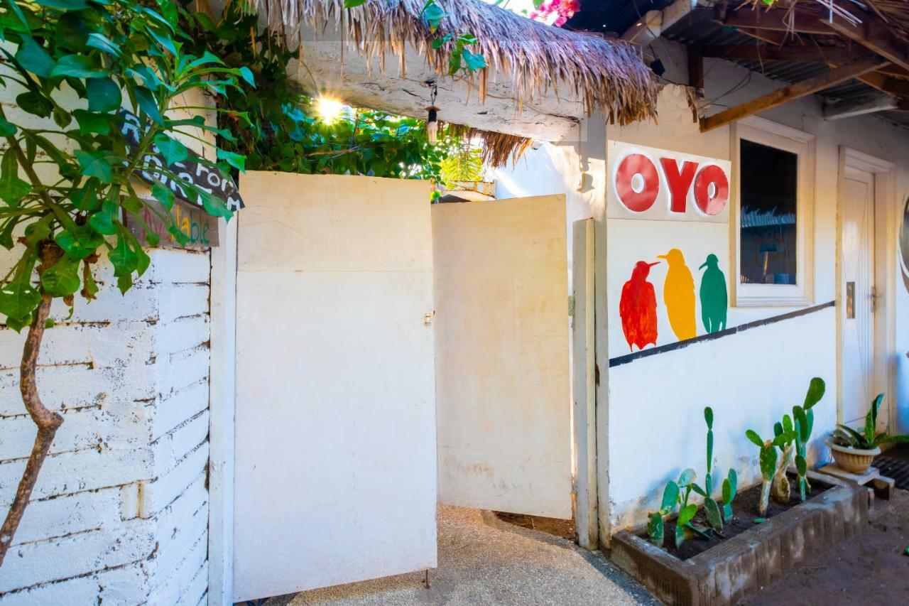 Oyo 1373 Chili Gili Hotel Quần đảo Gili Ngoại thất bức ảnh