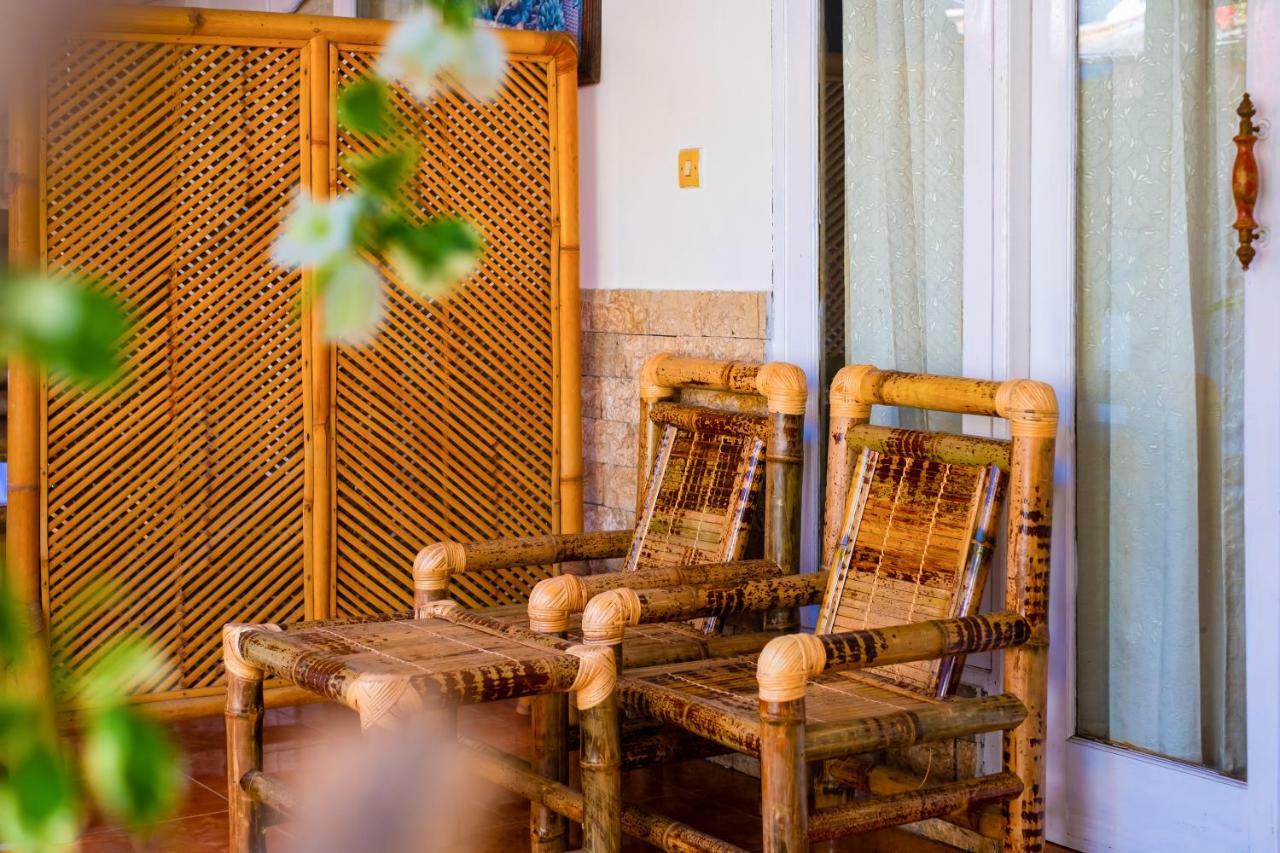 Oyo 1373 Chili Gili Hotel Quần đảo Gili Ngoại thất bức ảnh