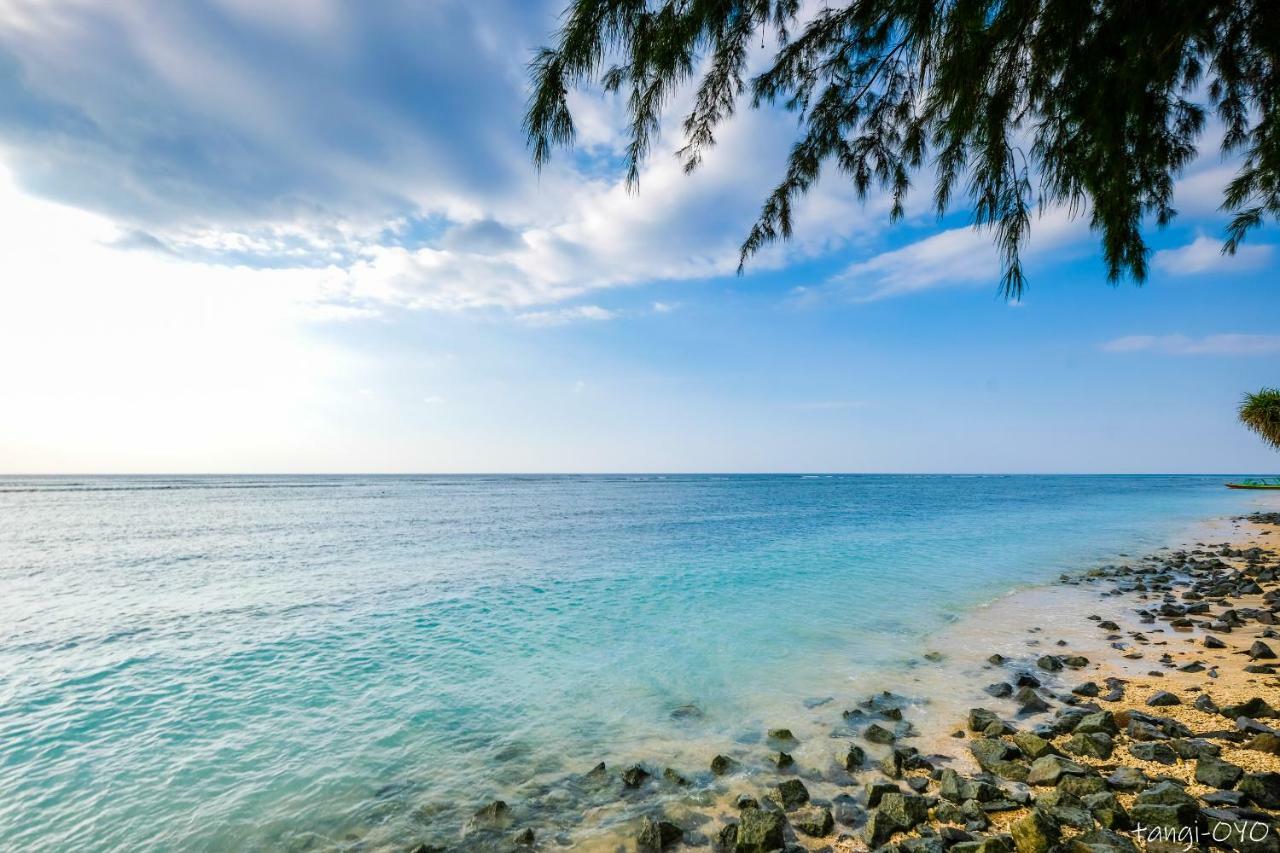 Oyo 1373 Chili Gili Hotel Quần đảo Gili Ngoại thất bức ảnh